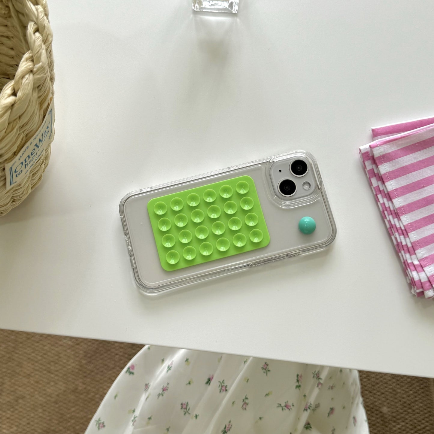 Minimalist Creative Case