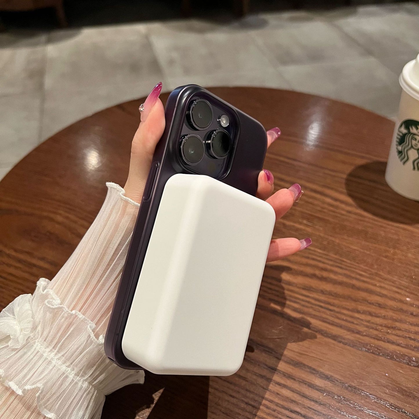 Frosted magsafe case